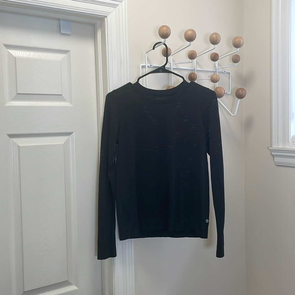 Lululemon - Classic Long Sleeve Athletic Top - Black - Small